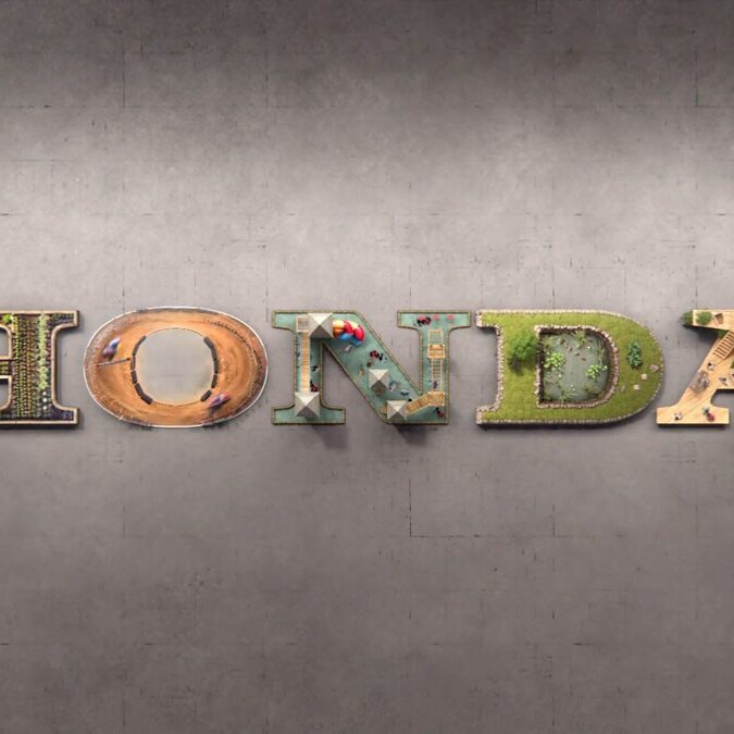 Pes Honda campaign with long-exposure stop motion